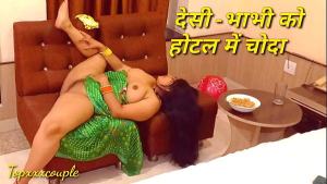 देसी भाभी को होटल में बुलाकर ताबड़तोड़ चोदा।
