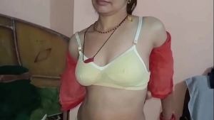 Jija ji ne sali ko sasural me akela pakar khade khade choda, Indian hot girl was fucking in standing position