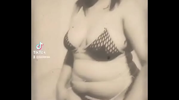 Dale mucho amor a esta publicación y sígueme en tik tok,#porno #curvygirlsvip #plussizegirl #xvideosِ #p…