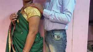 लड़की ने अपने बॉयफ्रेंड को जब पति घर पर नहीं था तब बुलाया और चोद दिया