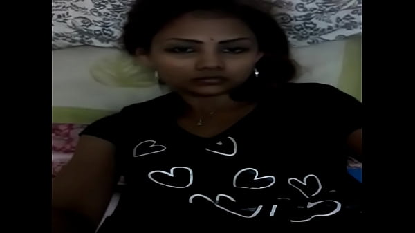 Tamil girl fingering pussy