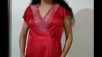 Indian bhabhi bares it all