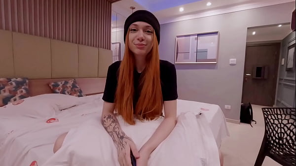 Iniciando a Ruivinha Delicada e Rosinha como Modelo Porno ft. Tura [FREE SCENE]