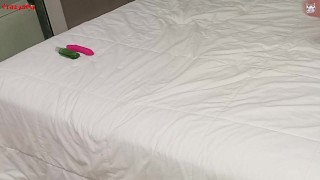 Mi vecina caliente me implora que la folle duro a cambio de hacerle un trabajo en su casa nueva. mu