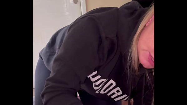 Step Sister The slutty but very good at cock sucks her stepbrother well and then fucks her well, she has a very nice ass and is just good to fuck