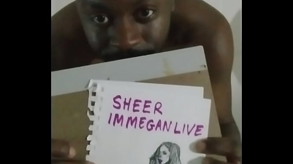 Thinking of more romantic things to do like worshipping women by sketching one for free 12