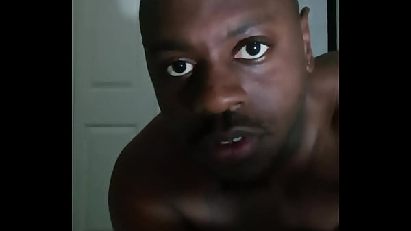 Who wants some caffeine free rootbeer soda beverage with rootbeer flavored anus for free 1