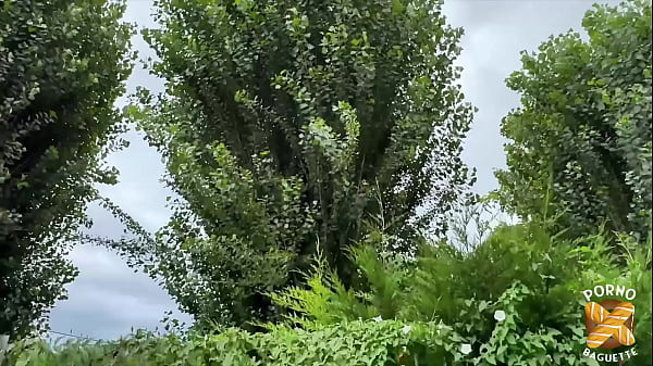 Cat In Mini et Cataleya, deux bombasses, se font déchirer ensemble