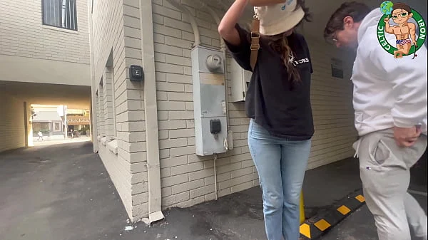 COMPLETE GIRLFRIEND EXPERIENCE: Latina Teen Aubry Babcock at Home in Beverly Hills Load 3