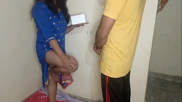 Delivery boy make me doggy and fucked me because I didn’t have cash for food