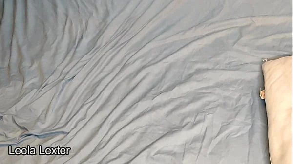 Desi Hot Aunty Sharing Her Uncontrolled Feelings to Friend hindi