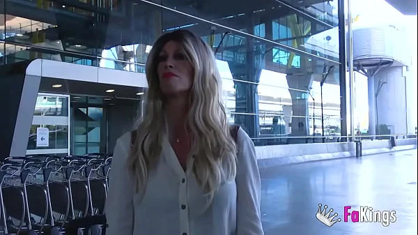 From the airport to her porn debut!! Spanish mommy Jenna Arson lets loose for us :-D