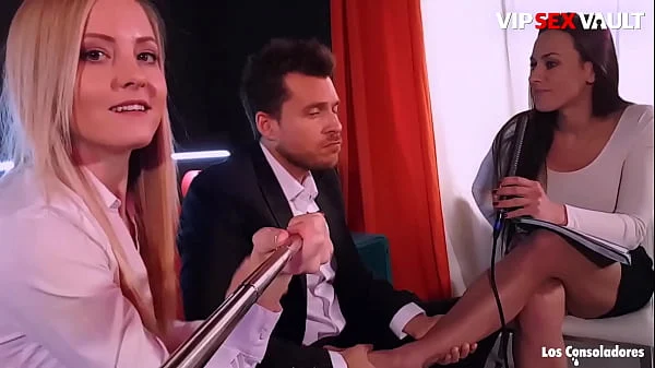 LOS CONSOLADORES – (Sicilia, Mea Melone & Andy Stone) Well, This Interview Escalated Quickly To Something Else