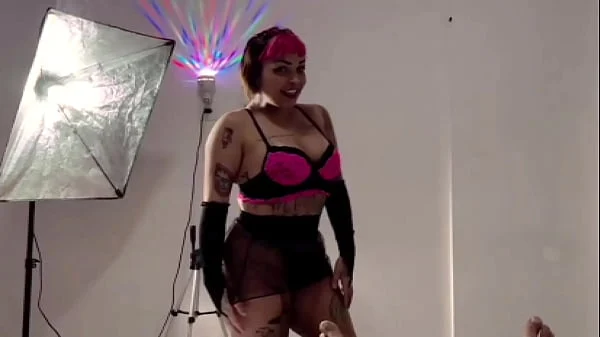 Minha Primeira Cena com Essa Beldade Lolla Martinelli