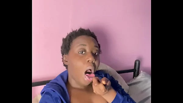 My First EVER Nude Mukbang – Alliyah Alecia