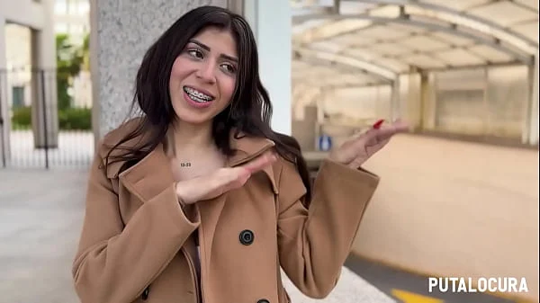 PutaLocura – Jovencita colombiana culona Smith traga semen de Torbe en Pilladas