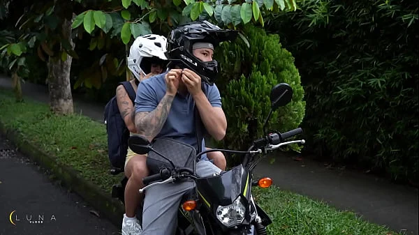 Virgin girl skips class to get fucked for the first time – Luna Vitaler & Danner Mendez