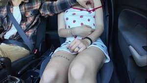 “Daddy?! Focus on the road! Not My pussy!” Teen stepdaughter finger fucked hard on car drive