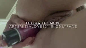 Artemisia Love can’t stop stuffing her ass ( full video on OnlyFans @ Artemisialove101 )