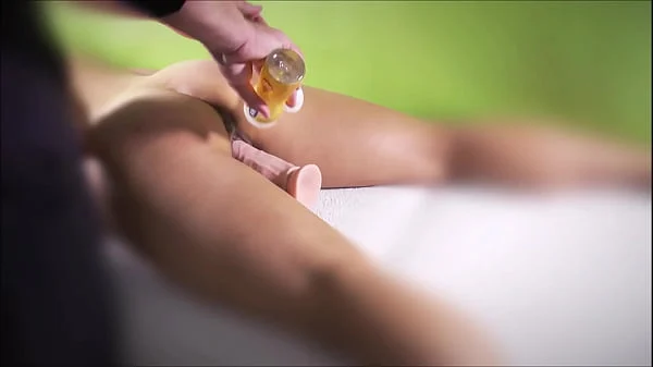 Behind the scenes : pussy stimulation before gangbang