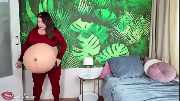 Braxton Hicks Contractions and Pants Wetting – Pregnant BBW Sydney Screams Stretches in Yoga Pants Between Contractions Then Pisses Herself – Peeing, Pants Wetting, Desperation