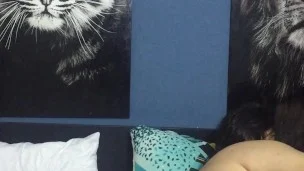 I fuck my girlfriend’s ass and she makes delicious moans.