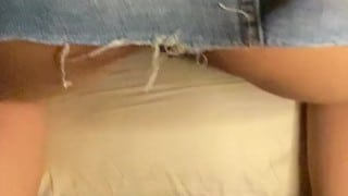 Morena culona me masajea la polla