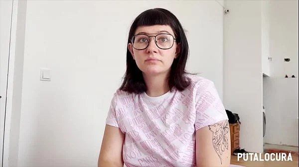 PutaLocura – La guapa jovencita Meraki cabalgando la polla de Torbe y tragando lefa