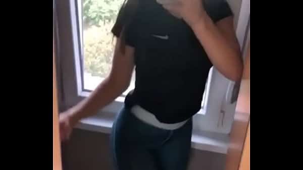 Sa Kis ATHLETE SERBIAN kurvica mala (kis.sah)