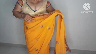 STEPMOM SON ROMANCE IN THE ABSENCE OF THE FATHER IN HINDI