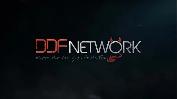 Wet Fantasies – Busty Blonde Strokes Her Cunny ’til She Cums