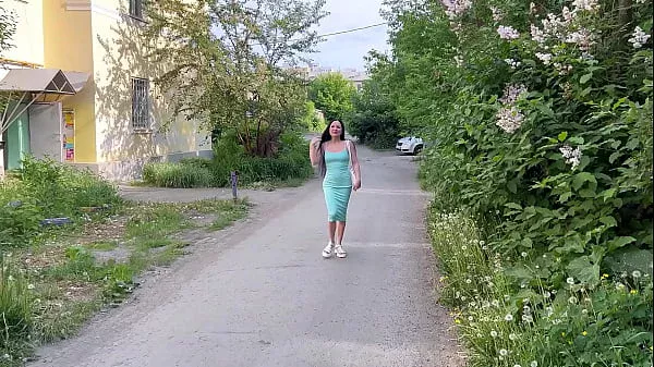 A perfect first date is a fuck date. Do you agree?