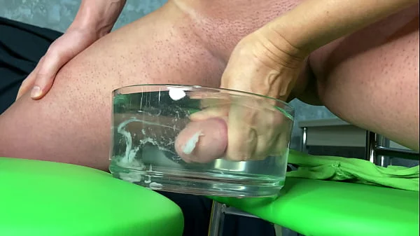 Best handjob in water sperm orgasm stepmom