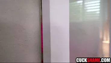 Hotwife gets BBC surprise from cuckold hubby