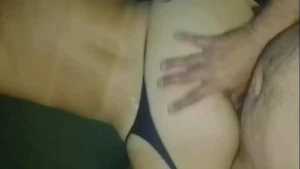 Madura Argentina putona. La chupa con ganas y entrega el orto pidiendo que se lo deje bien abierto y lleno, se la re banca como una puta (chats y audio imperdible)