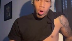 shaking legs orgasms while nutting and moaning