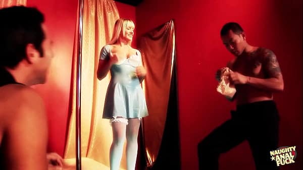 After getting her juicy cunt and her big ass eaten this bitch got ass fucked.