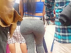 Big thick ass latina in grey leggins on street