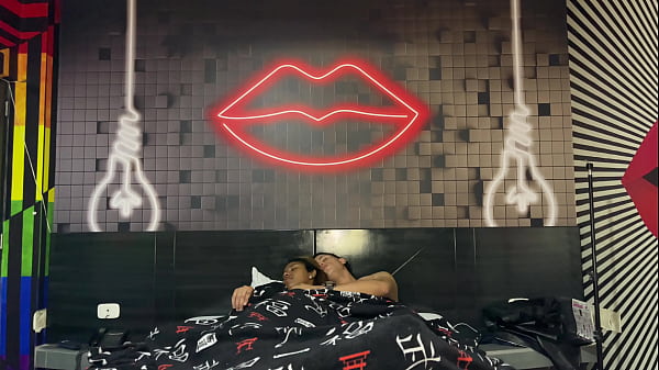 Brunette cheater moans with pleasure with her lover – BUCARASEX