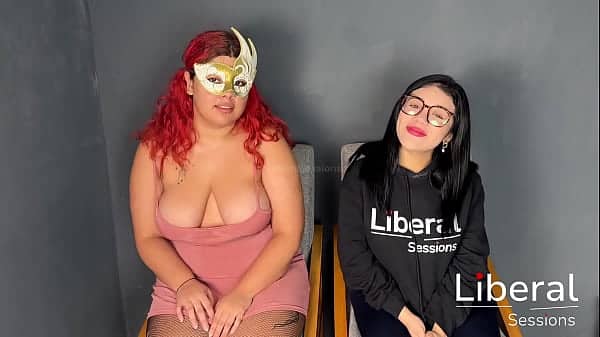 chica unicornio de 20 años mama verga