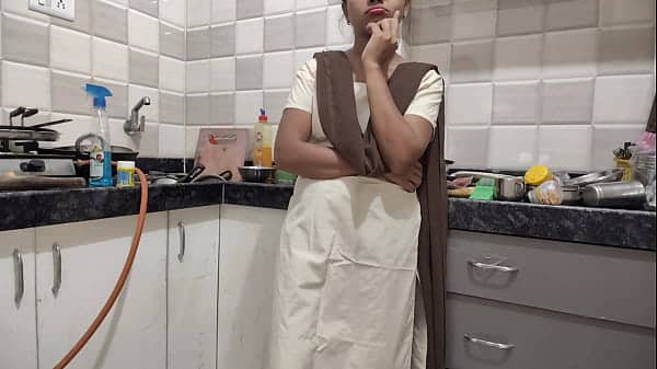 देसी लड़की कॉलेज से आकर अपने सौतेले भाई से चुद गही हिंदी ऑडियो