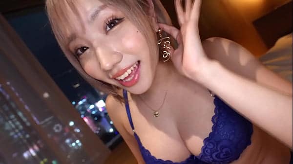 【超美形美尻ギャル】寝ている彼氏の横で布団に潜り込み超スローNTRセックス！！ド痴女ギャルがネットリ丁寧に贅沢ご奉仕！