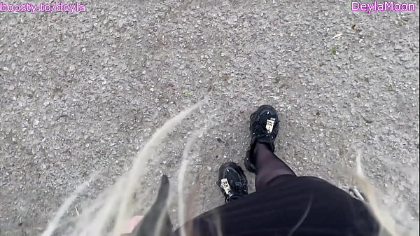 girl secretly jerks off in taxi while driving home to her husband