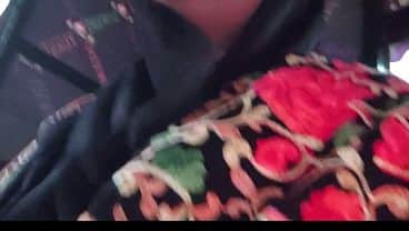 I met a girl in an auto and took her home to work at a beauty parlor and fucked her.