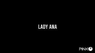 Lady Ana enjoys and squirts in double penetration