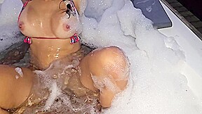 Latina Stranger Wants To Fuck In The Jacuzzi