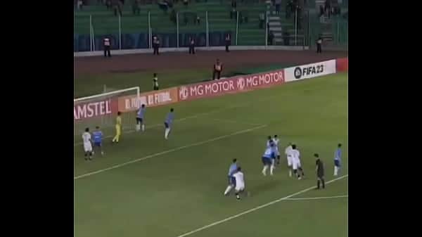 Negão metendo na boliviana