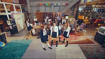 Newjeans (뉴진스) ‘Ditto’ Performance Video