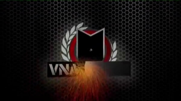 Teasing Beauty Jenna Foxx Strips Bare to Reveal Trimmed Pussy & Rubs Herself to Orgasm!