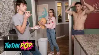 TWINKPOP – Trevor Brooks Is Bored Of His Gf Aften Opal’s Pussy & Prefers To Fuck Joey Mills’ Ass